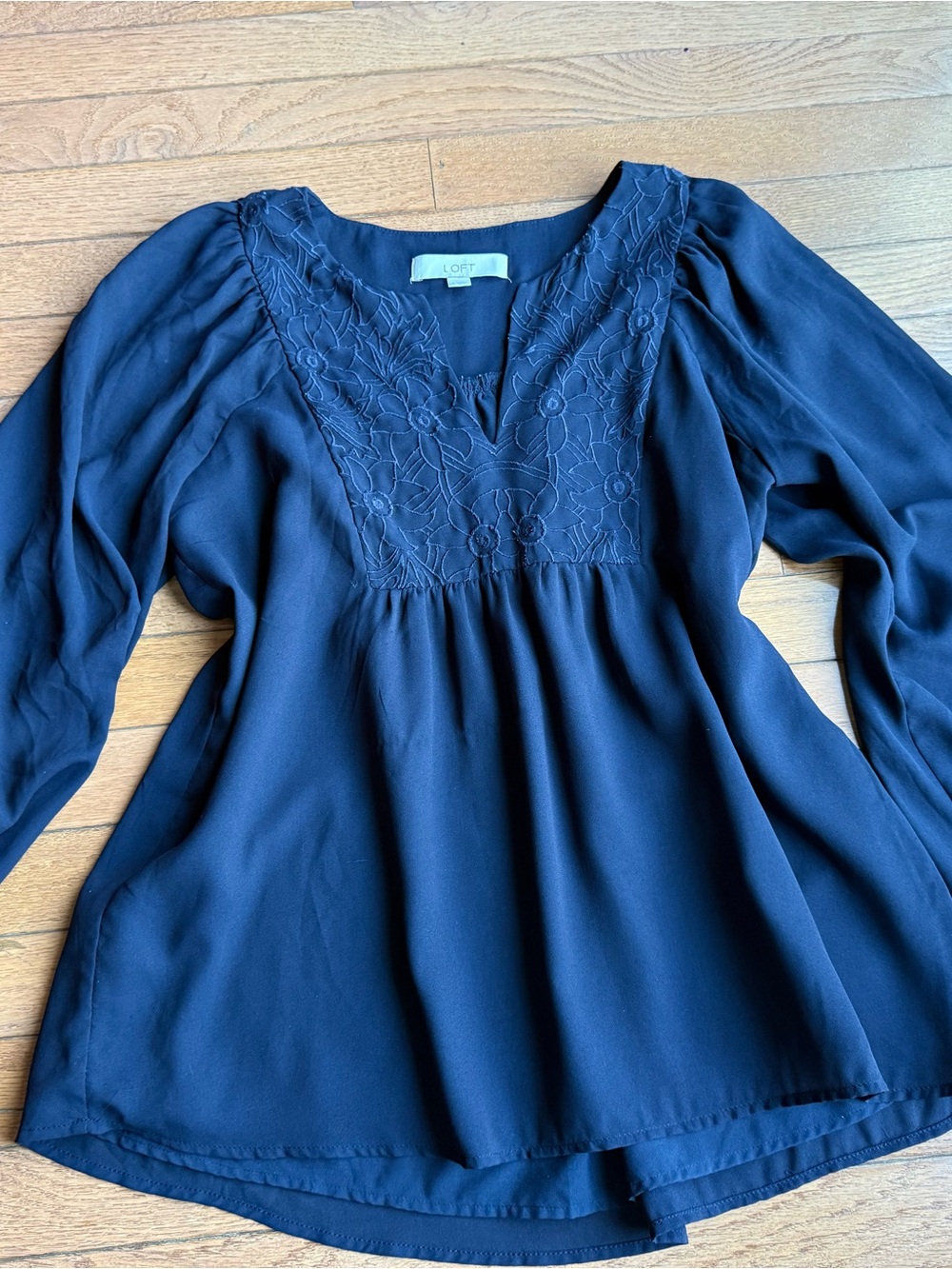 LOFT Navy Embroidered Boho Peasant Blouse Bell Sleeve Top Small